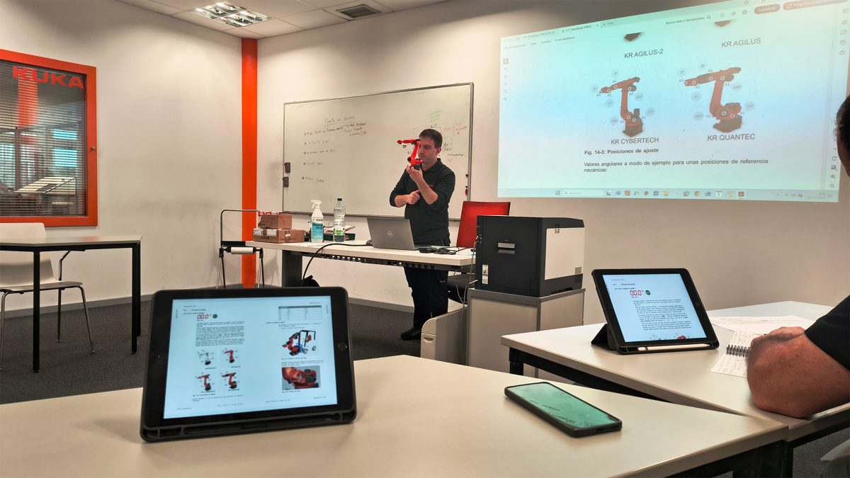 Terminamos formación técnica con KUKA en Vitoria 3 111